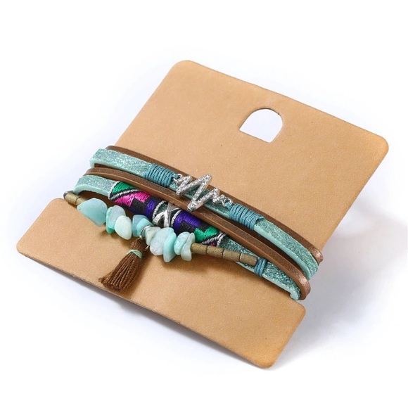 Gorgeous wrap bracelet🌵 - Picture 3 of 4
